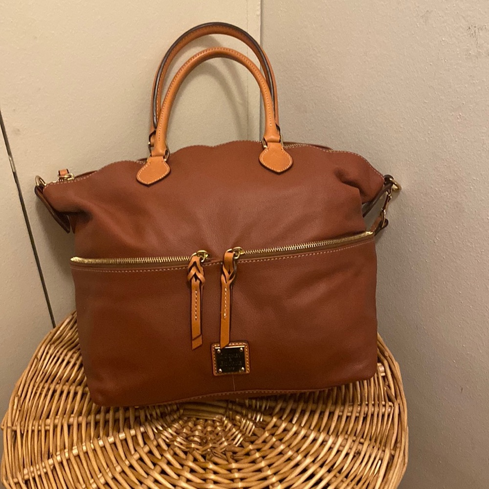 Dooney & Bourke